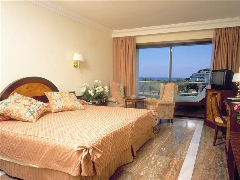 Hotel Serrano Palace Cala Ratjada  Exterior foto