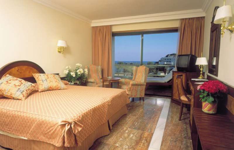 Hotel Serrano Palace Cala Ratjada  Zimmer foto