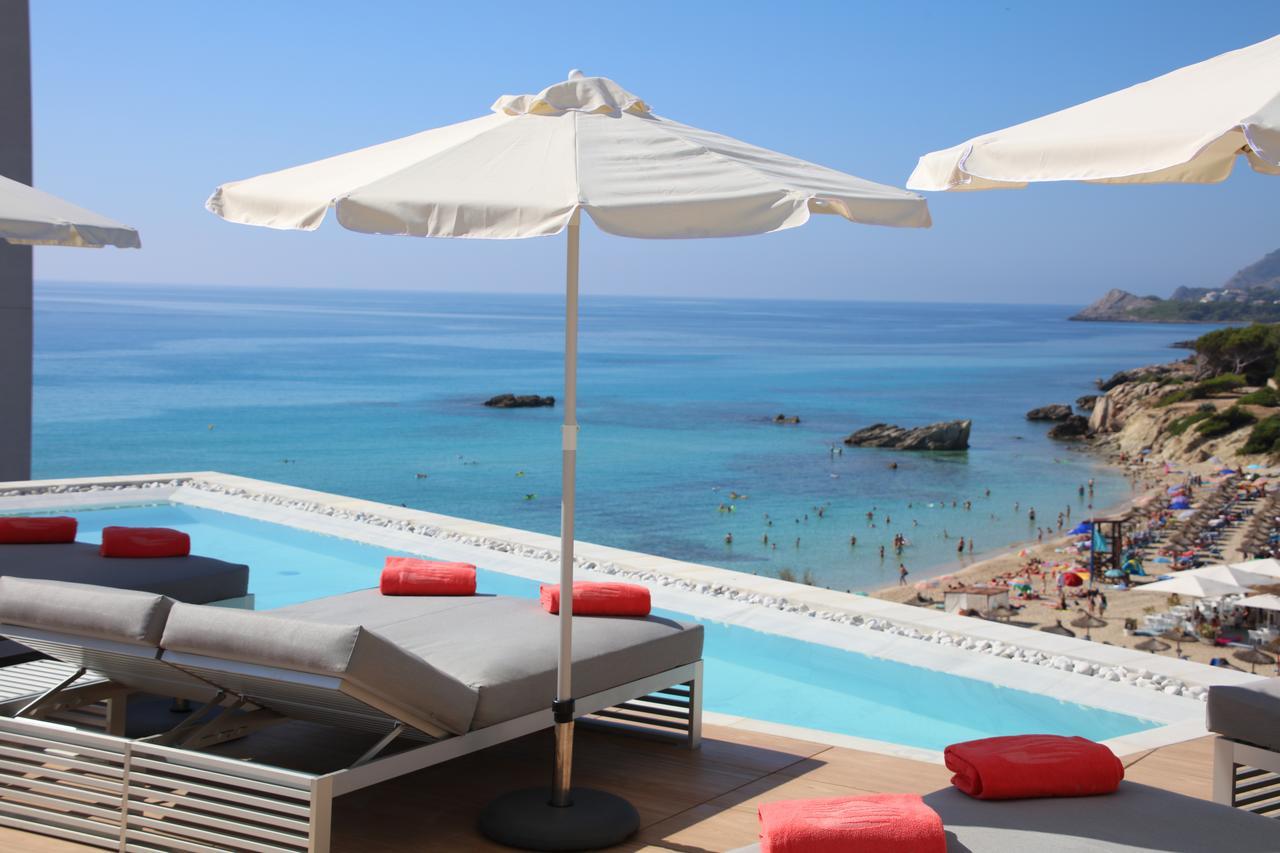 Hotel Serrano Palace Cala Ratjada  Exterior foto